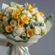Букет с альстромериями &laquo;Яркое утро&raquo; 0