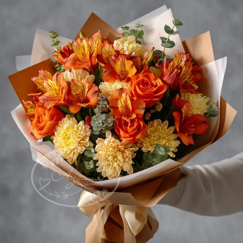 Букет с альстромериями &laquo;Тропический акцент&raquo;