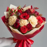 Букет с гвоздиками &laquo;Теплые объятия&raquo; 0