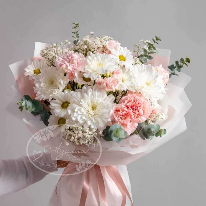 Букет с гвоздиками &laquo;Праздничное настроение&raquo;