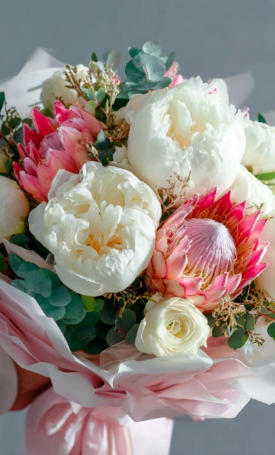 Букет с пионами «Румяный этюд»