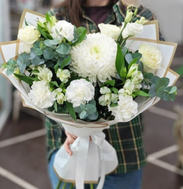 Букет с белыми диантусами «Белое платье»