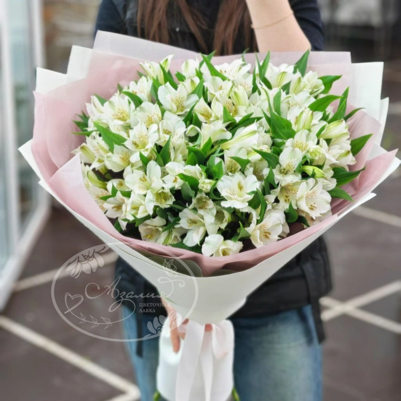 Букет из белых альстромерий &laquo;Ангельское прикосновение&raquo;
