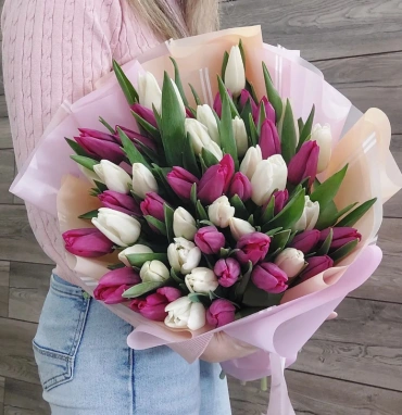 Букет из тюльпанов «Вальс цветов»