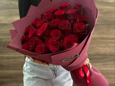 Букет кенийских роз «Бархатный сезон»