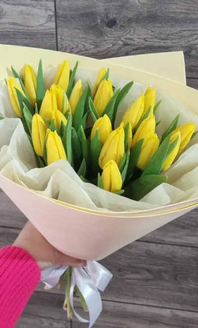 21 желтый тюльпан