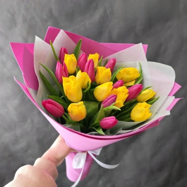 21 тюльпан (желтый и розовый)