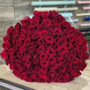 Букет из 101 красной розы 1