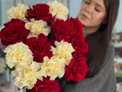Букет из ажурных роз