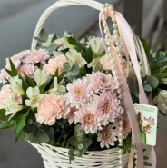 Композиция в корзине из стойких цветов 2