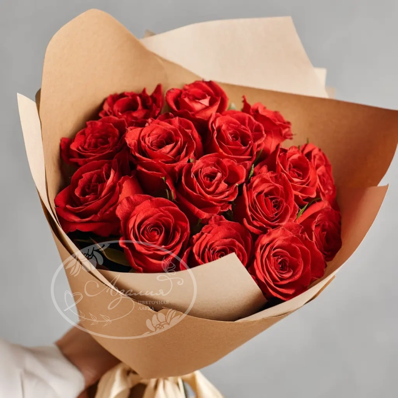 15 красных кенийских роз